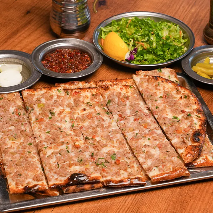 Kıymalı Pide